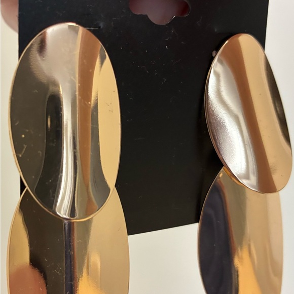 NWT 🌟 INC International Concepts Gold Oval Earrings - Picture 2 of 4